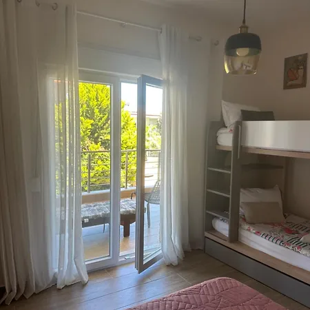 Diana House * Nikiti (Sithonia)