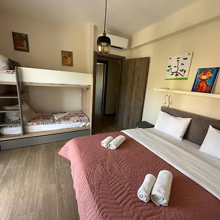 Case de vacanță Diana House
